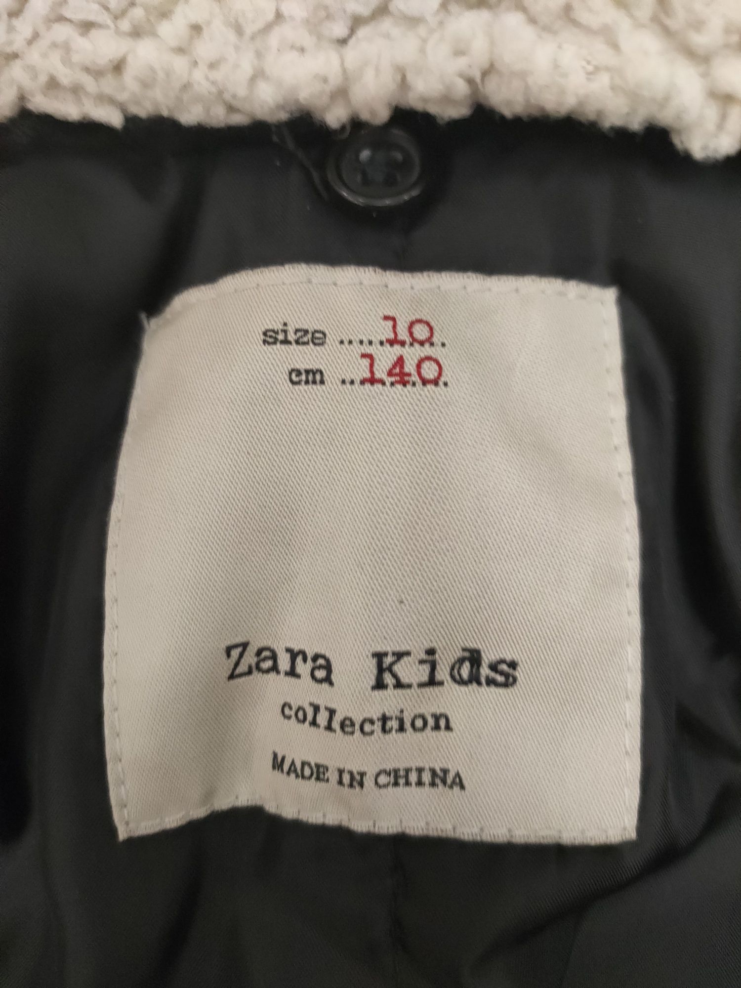 Кожана куртка, бомбер Zara, розмір 140