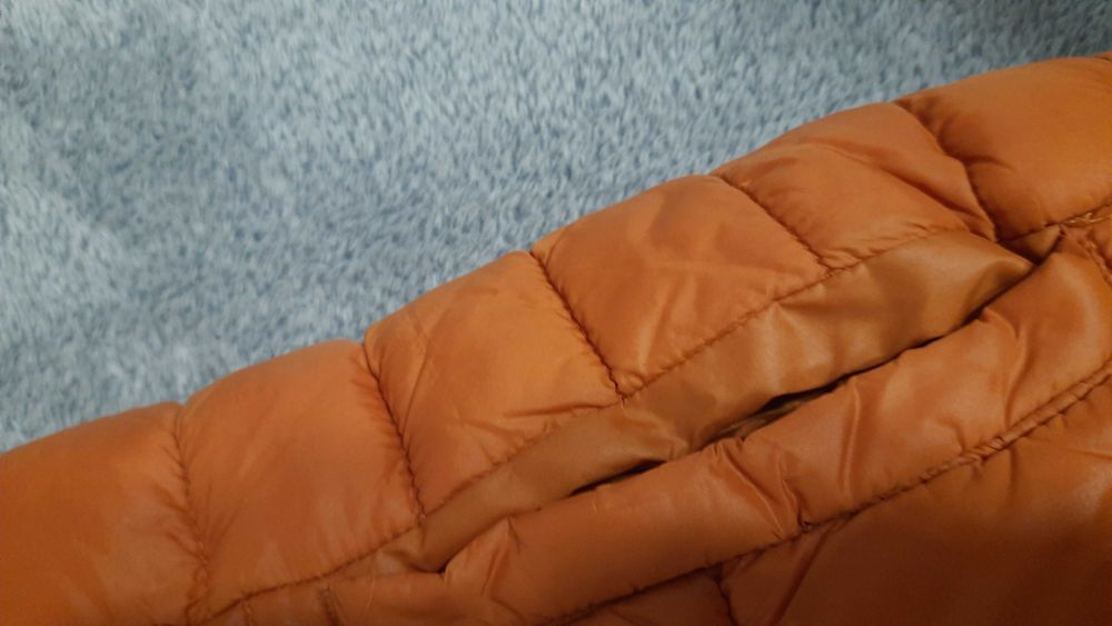 Bezrękawnik chłopięcy z kapturem r.134