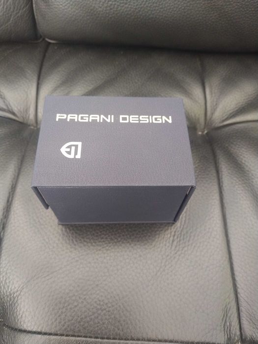 Relógio Pagani Design. Automatico. Novo com caixa e documentos.