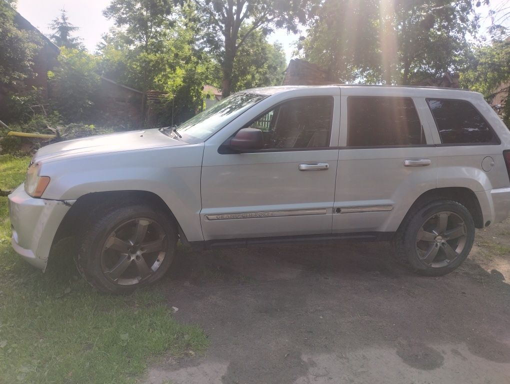 Jeep grand Cherokee 3.7 roczny LPG!!!