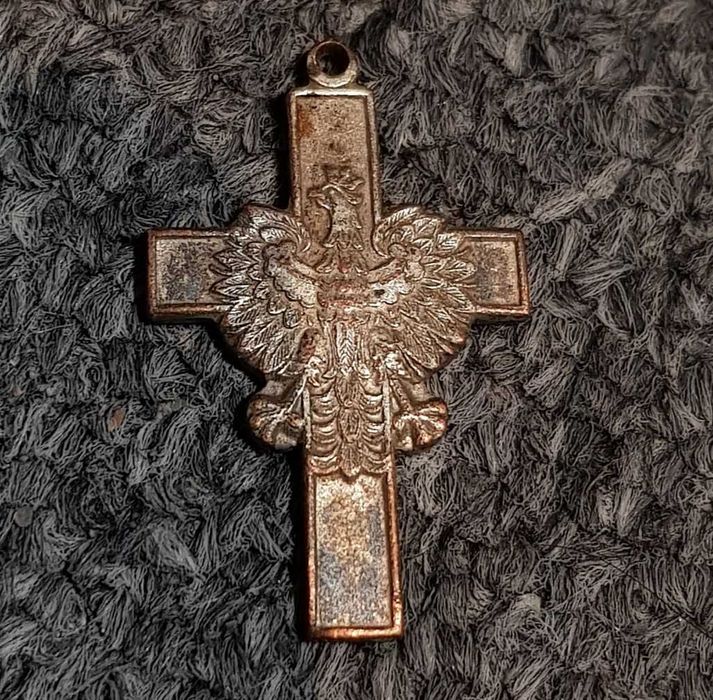 Krzyżyk patriotyczny z Godłem RP