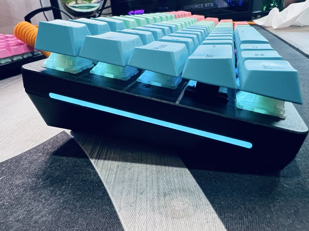 Ігрова механічна клавіатура Glorious GMMK2 Compact 65%