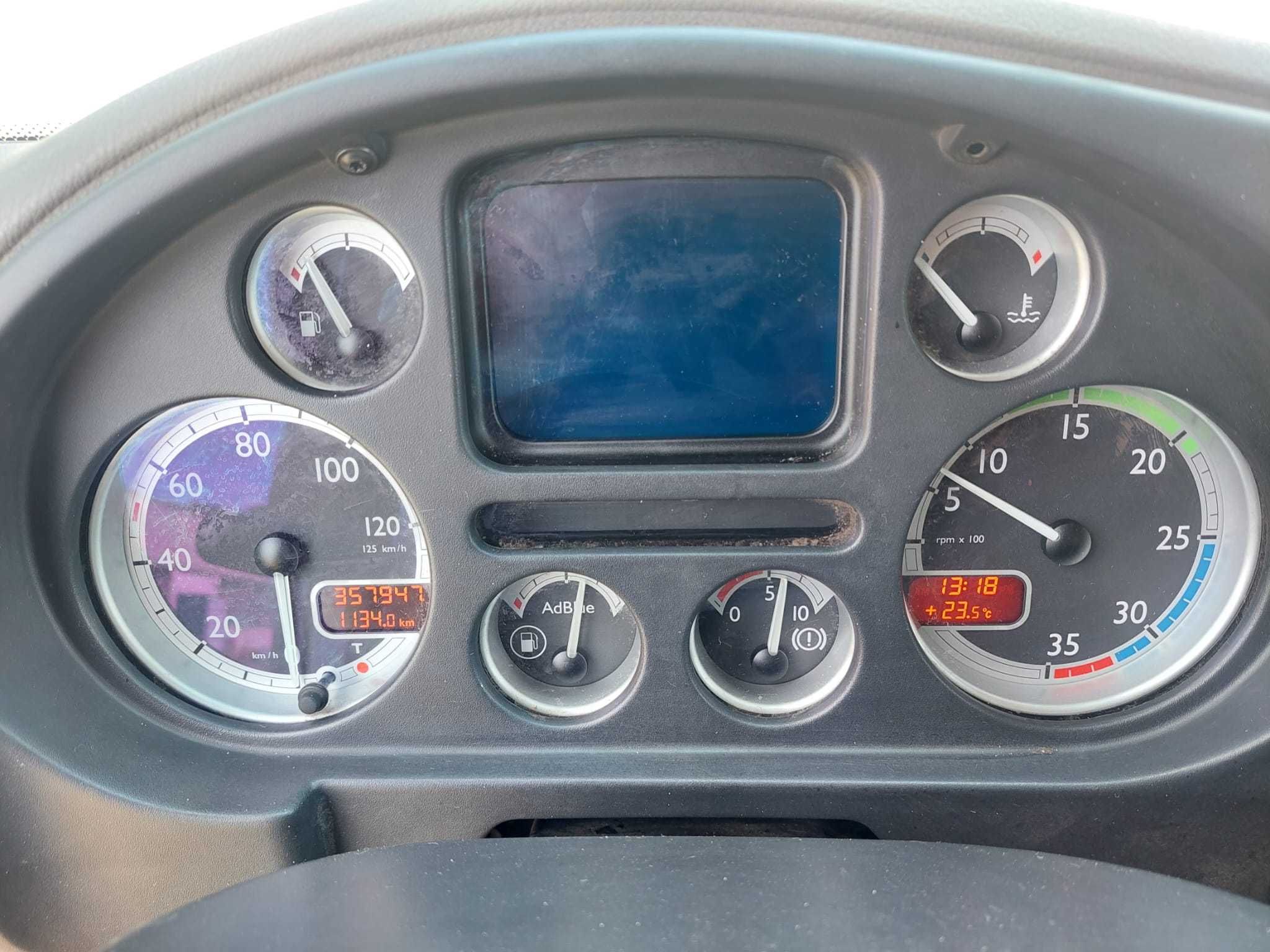 DAF LF45 / 2013 / 180KM / platforma