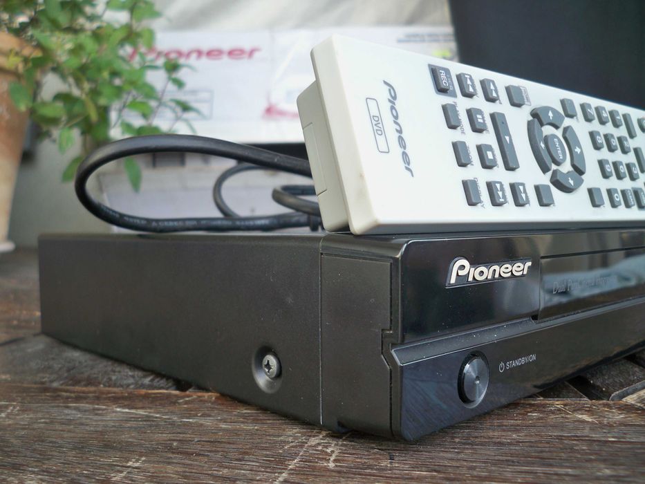 odtwarzacz DVD Pioneer DV-320 + pilot, stan bdb, tworzy MP3