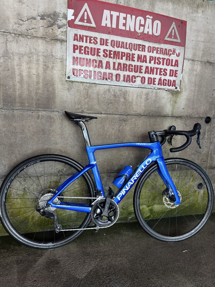 PINARELLO F1 2025 Nova