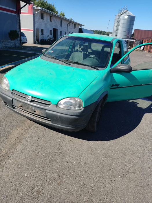 Karoseria Opel Corsa III Zielona Maska Zderzak Błotnik Drzwi Klapa Wys