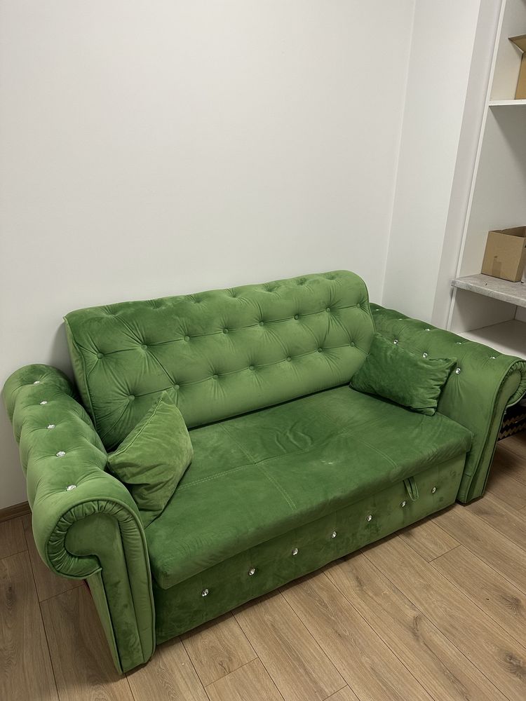 Zielona sofa glamour velur rozkładana