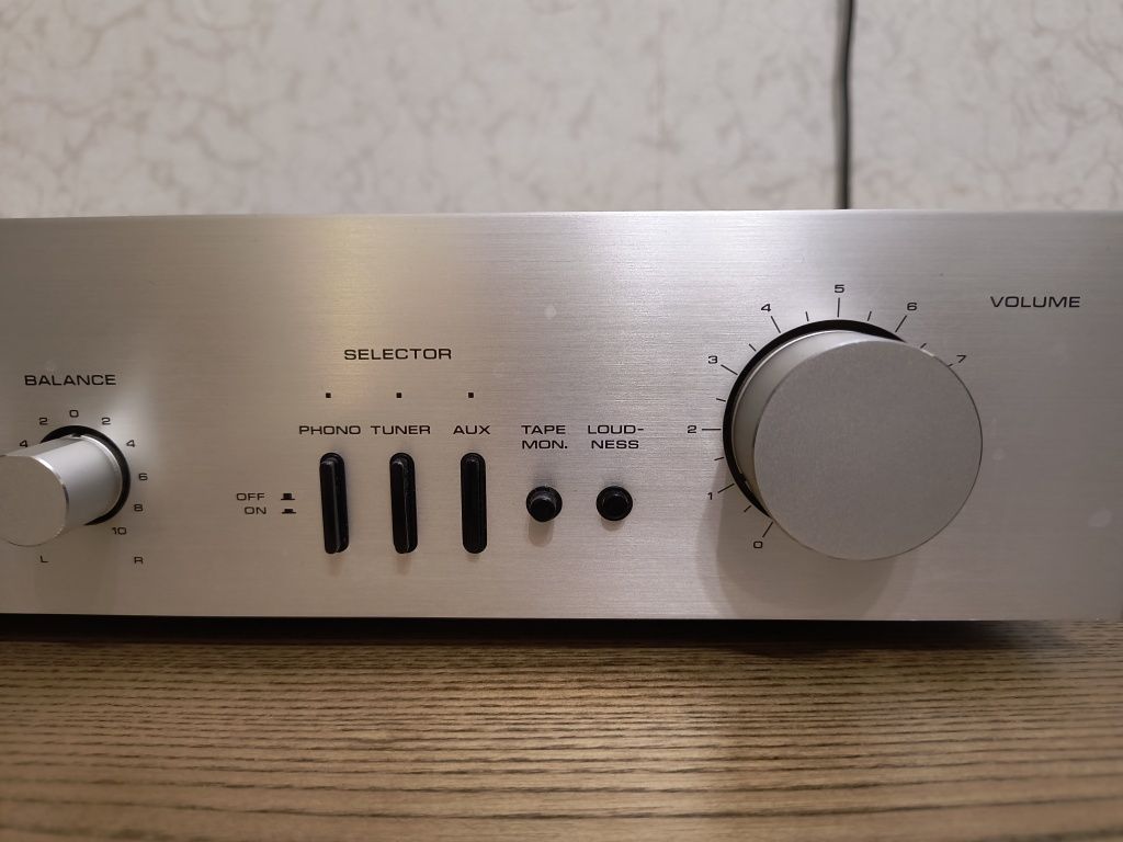 Продам підсилювач NIKKO NA-390 II