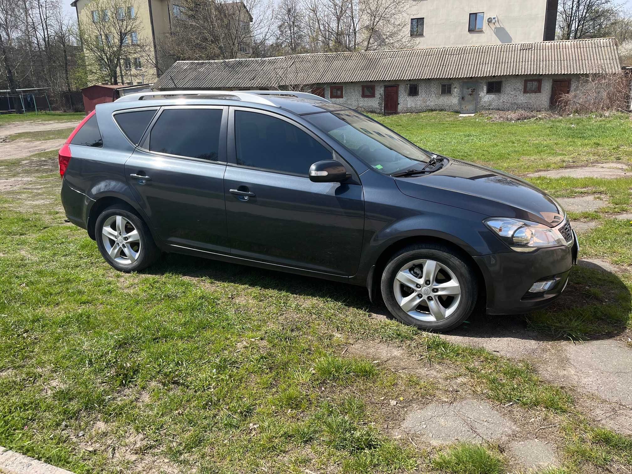 Продам Kia Ceed 2011 1.6 CRDi MT (128 к.с.)