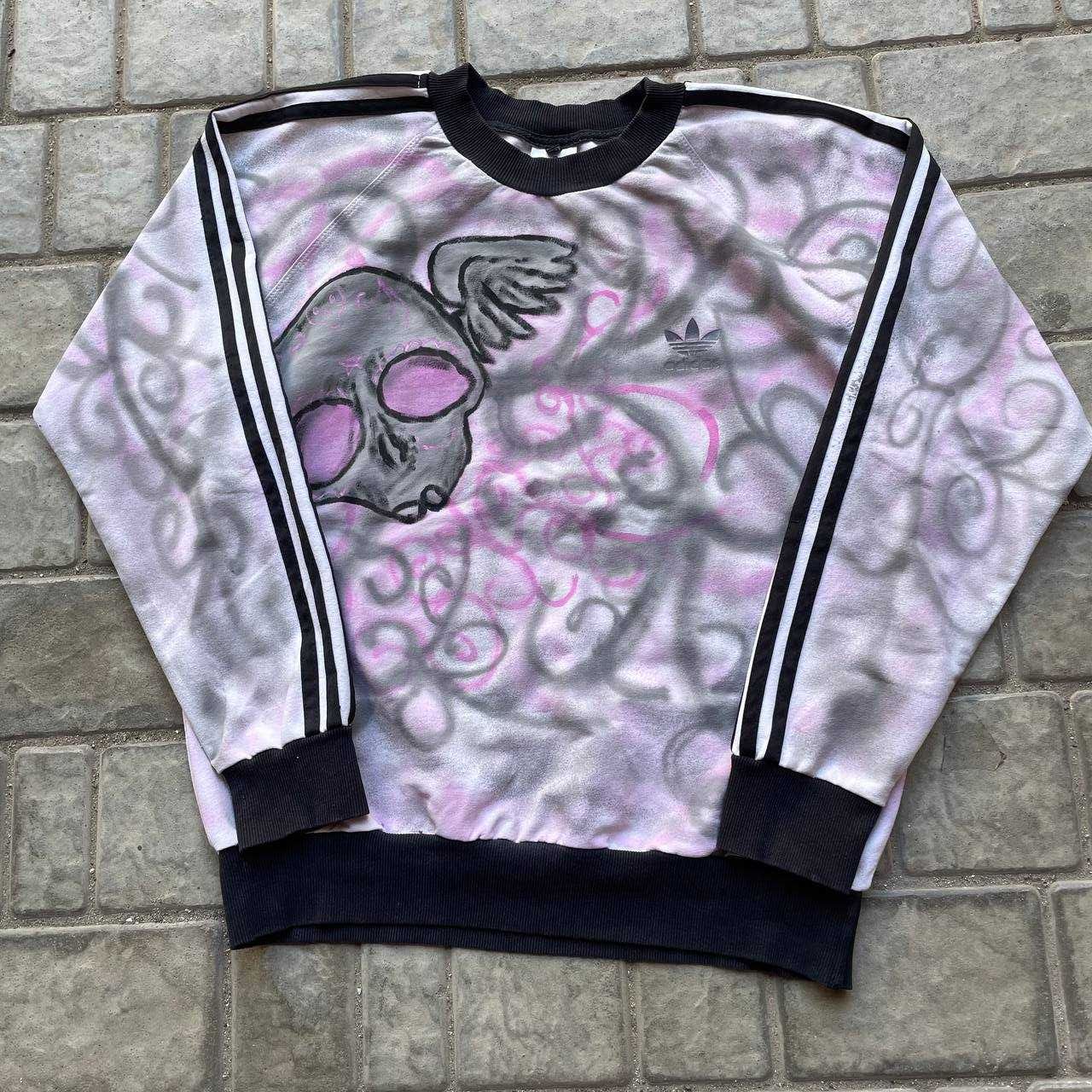 adidas trible skull sweetshirt