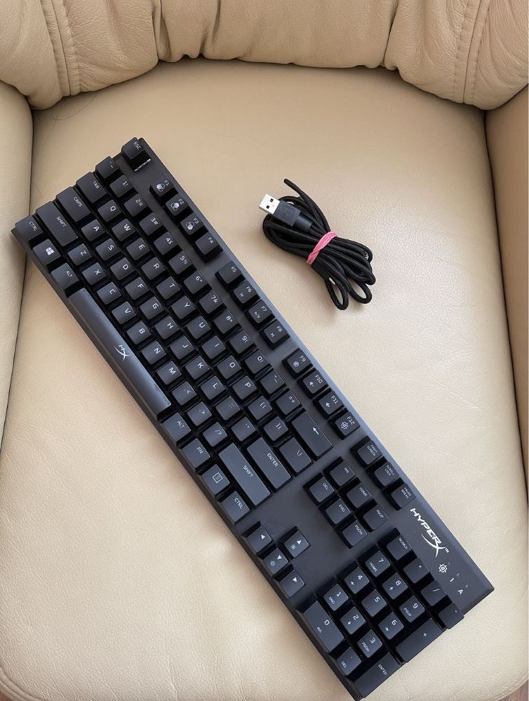 Клавиатура HyperX Alloy Origins Core Switch Blue RGB