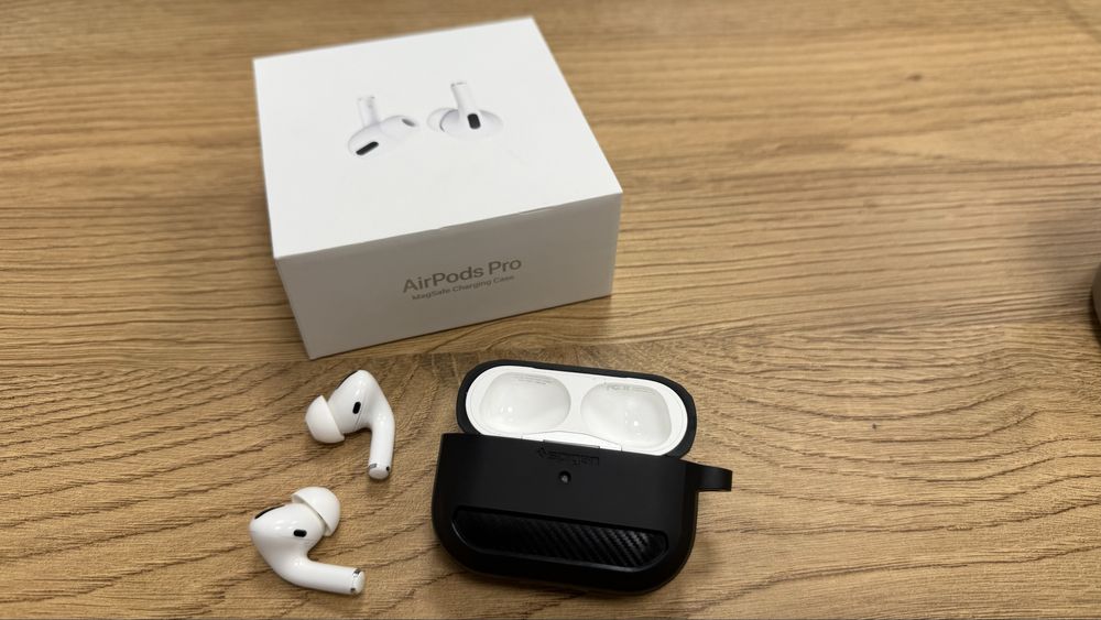 Słuchawki Apple AirPods Pro case Spigen