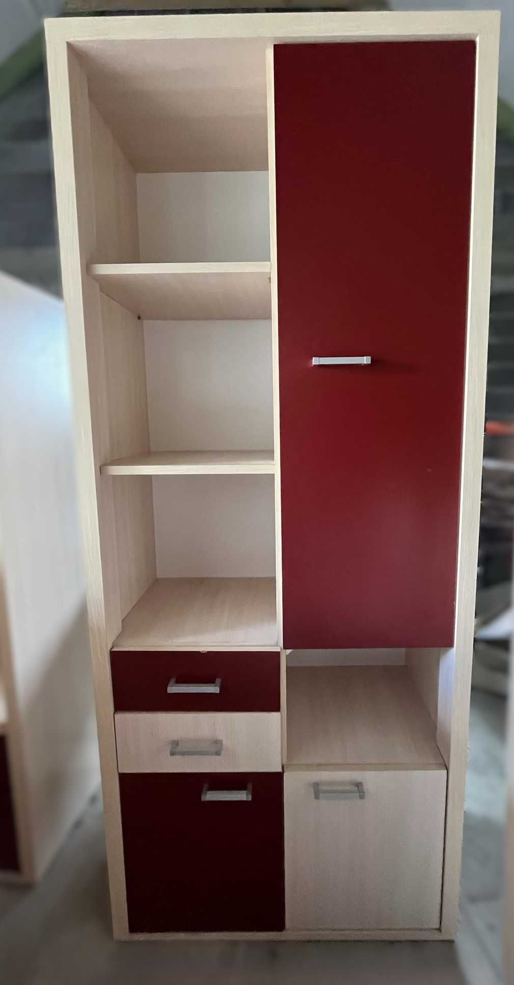 meble (szafa, komoda, łóżko, 2 szafki stojące, szafka wisząca, półka)