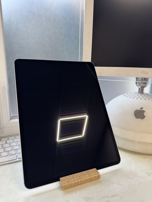 iPad Pro 12.9 M1 2021 256Gb Silver WiFi+LTE Прекрасний стан!
