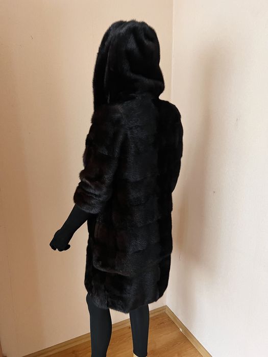 futro z norek czekoladowe 2/1