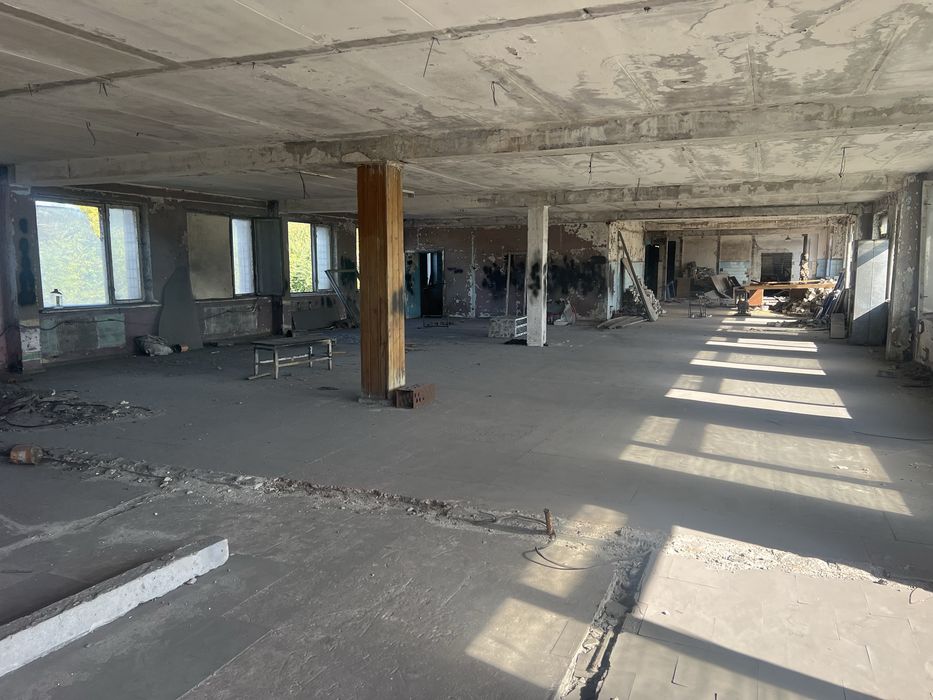 Аренда  2й этаж  центр города Широкая