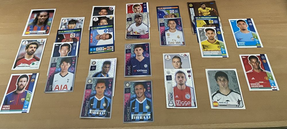 Cromos: Zidane, Beckham, Ronaldinho, Messi, Henry, Rooney, Ibrahimovic