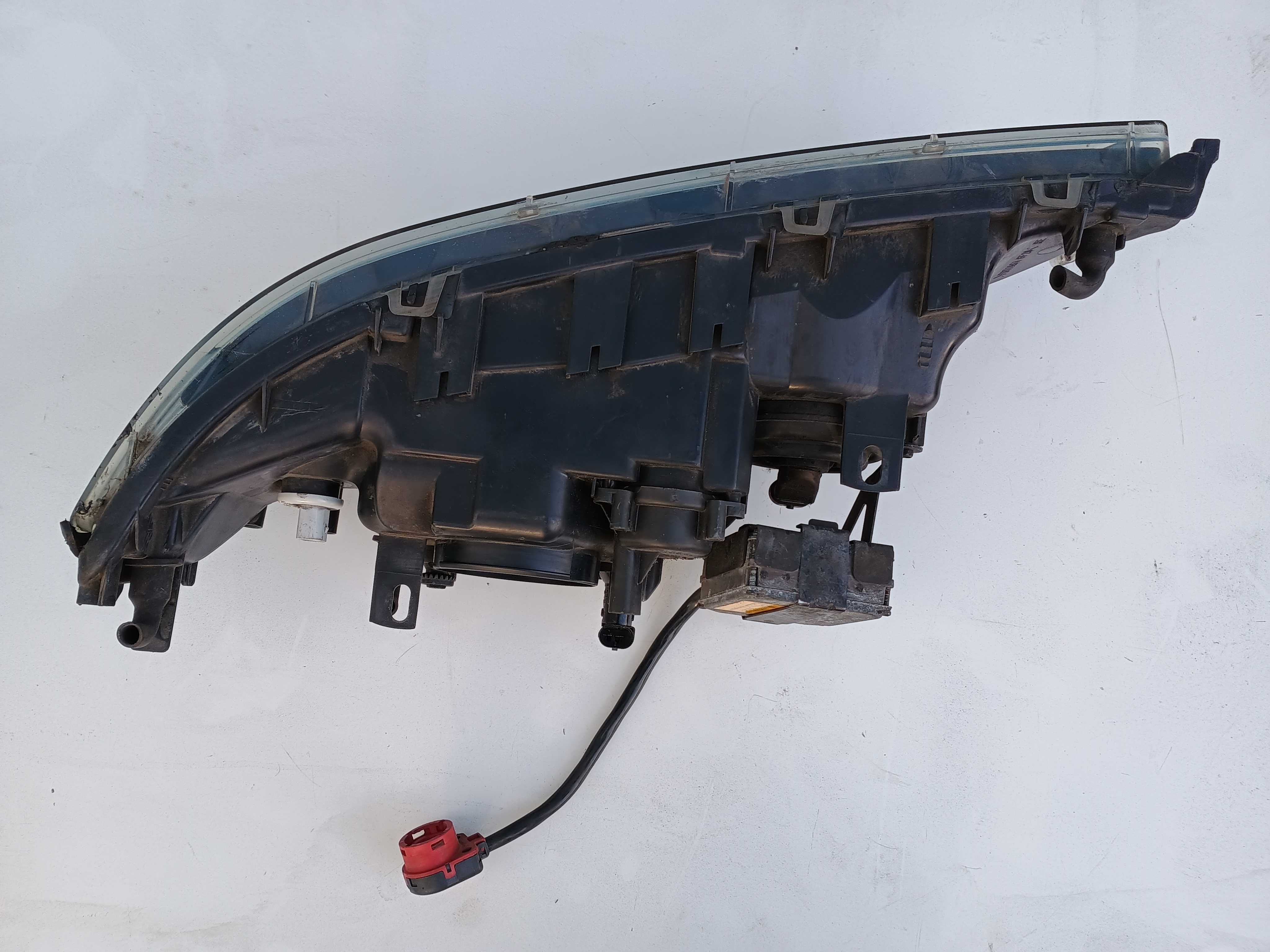 Lampa prawy przód BMW e39 Xenon polift HELLA