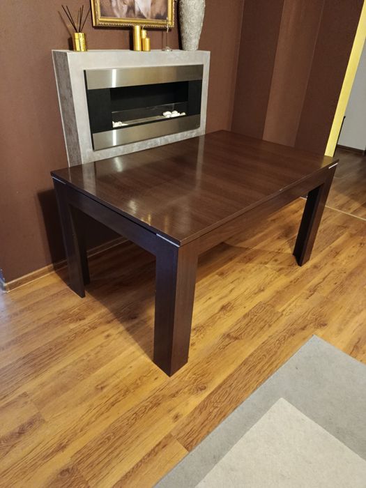 Stół do jadalni, kuchni