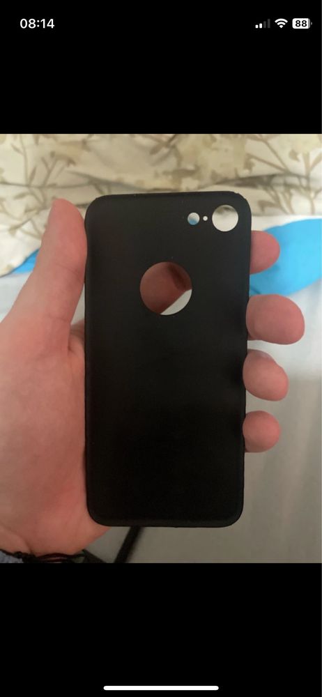 Czarne etui do iPhone’a 7