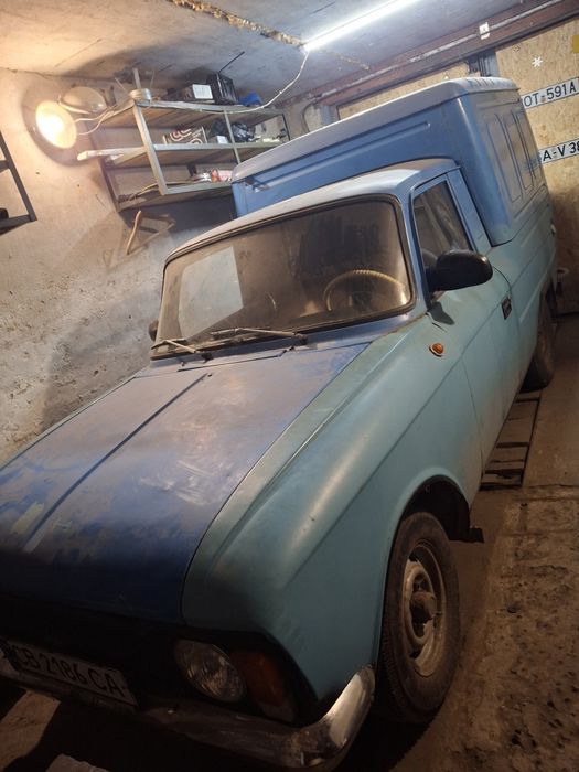 Продам иж (Москвич) 2715