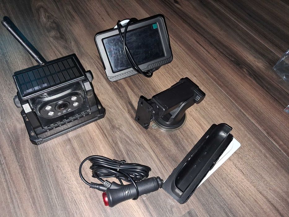 Kamera wifi bezprzewodowa na magnes, monitor, uchwyt