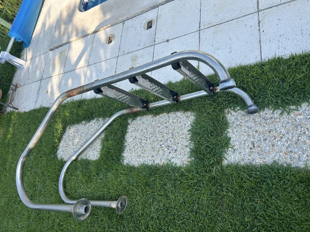 Escada de piscina de 3 degraus