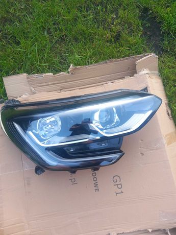 Lampa przód renault megane IV led nie uszkodzona