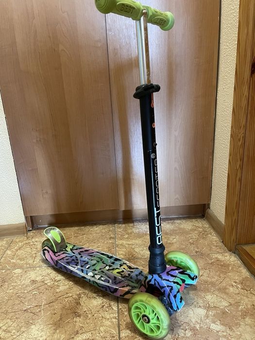 Детский самокат бест скутер на 4-6 год