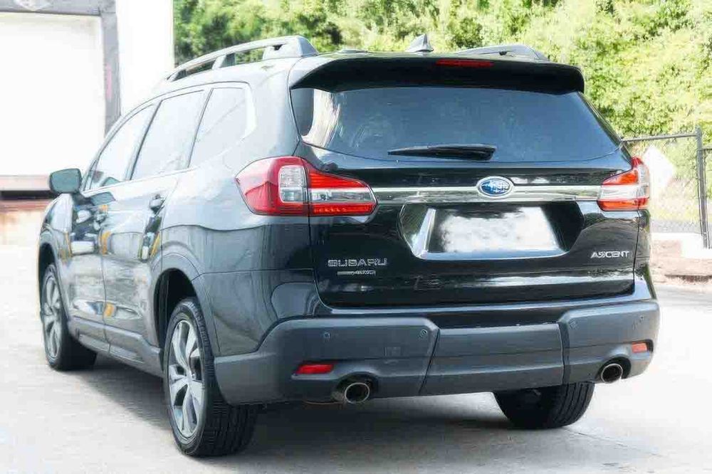 Subaru Ascent Premium 7-Passenger      2020
