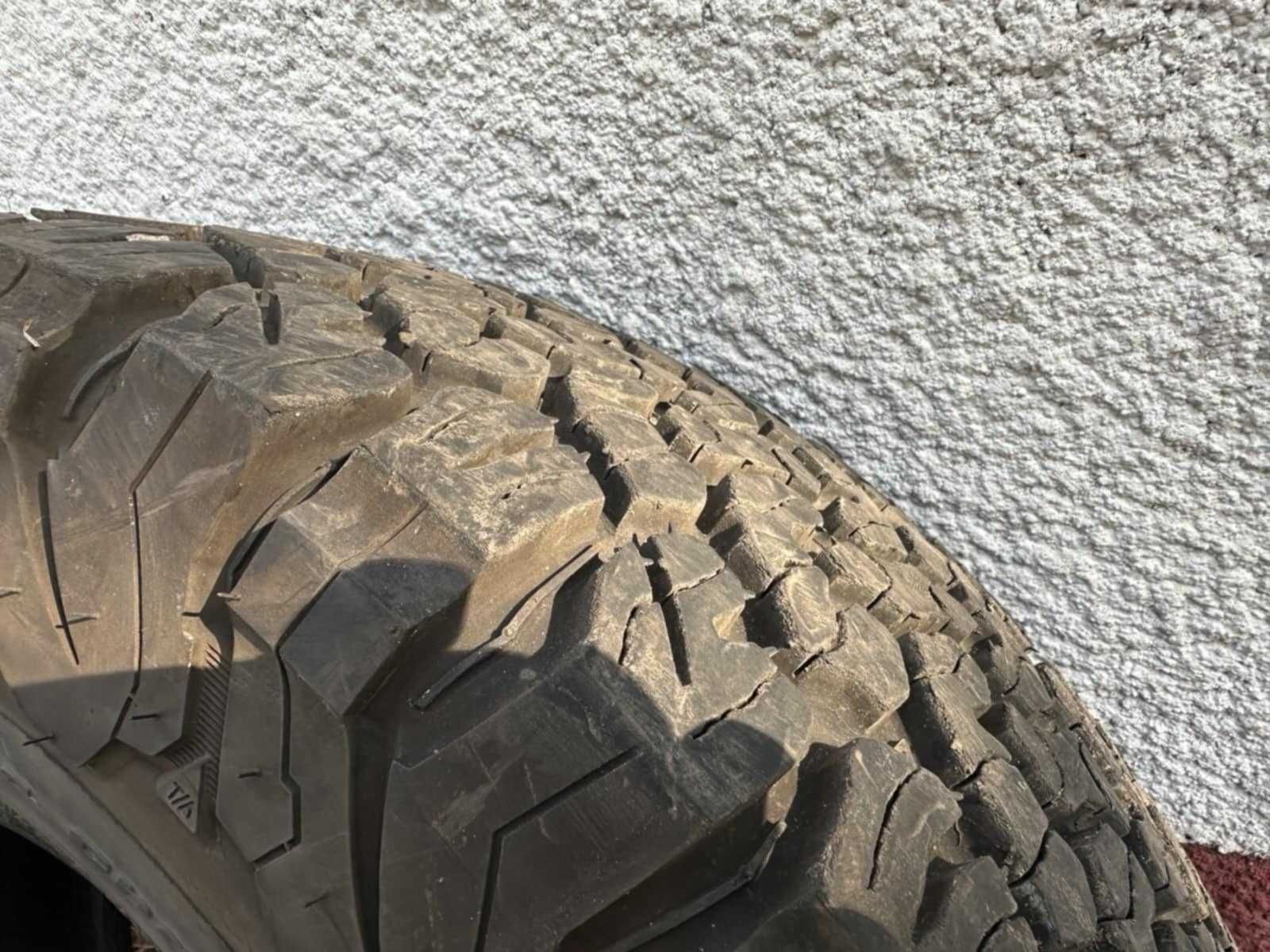 2x Opony BFGoodrich A/T KO2 275/70/R17