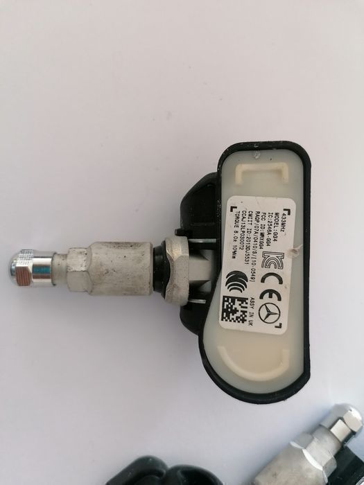 Czujnik ciśnienia TPMS MERCEDES CG4 Komplet GLA GLC GLE A B C E -klasa