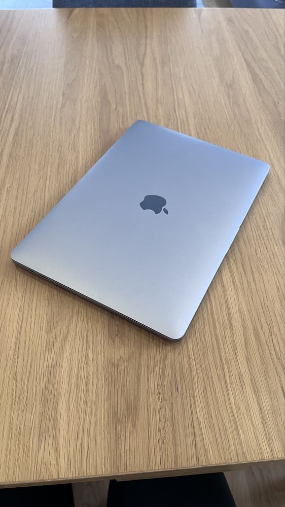 MacBook Pro 13” (2016) com Touch Bar