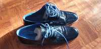 Sapatos de verniz para mulher preto/azul- 15€
