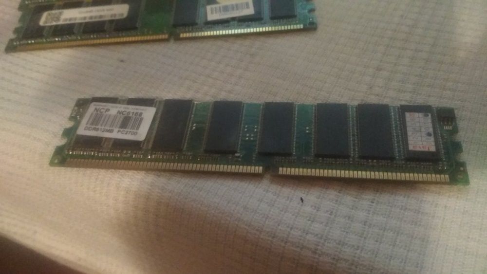 Память Samsung DDR 2x 1GB 400MHz hynix 2x 512GB 1GB GEIL Intel AMD