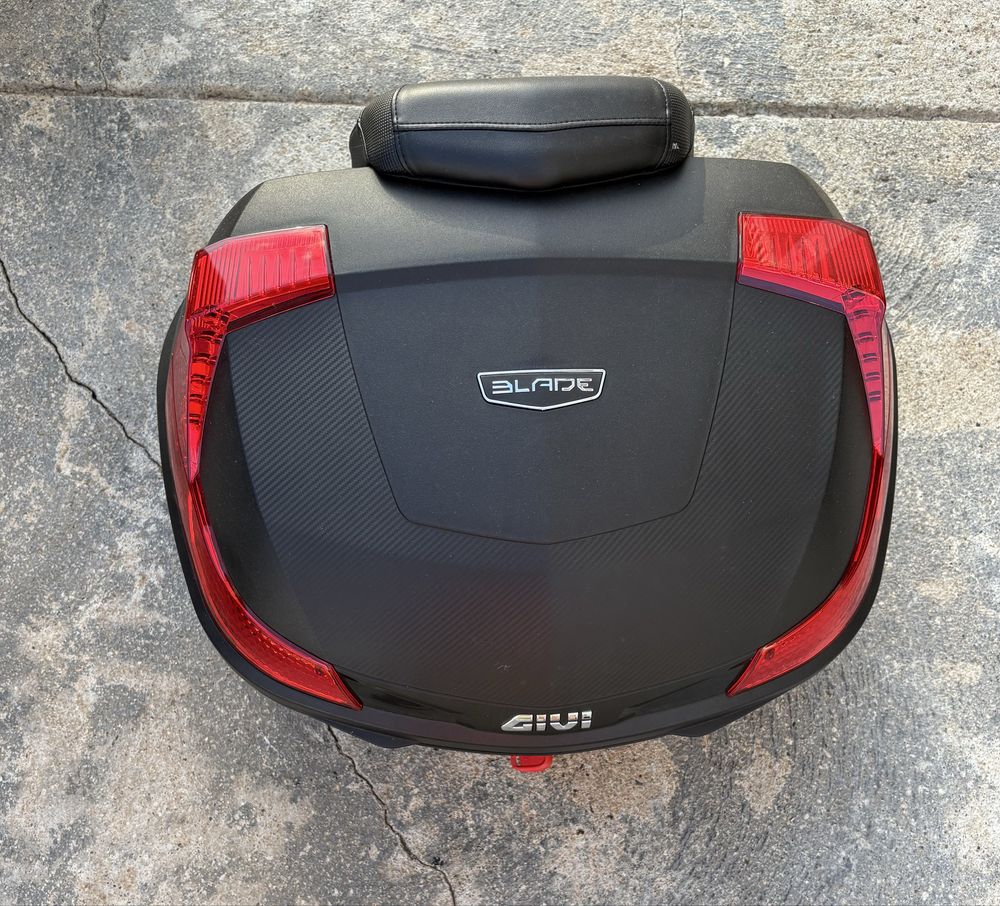 Top Case Givi B47 Blade 47 Litros