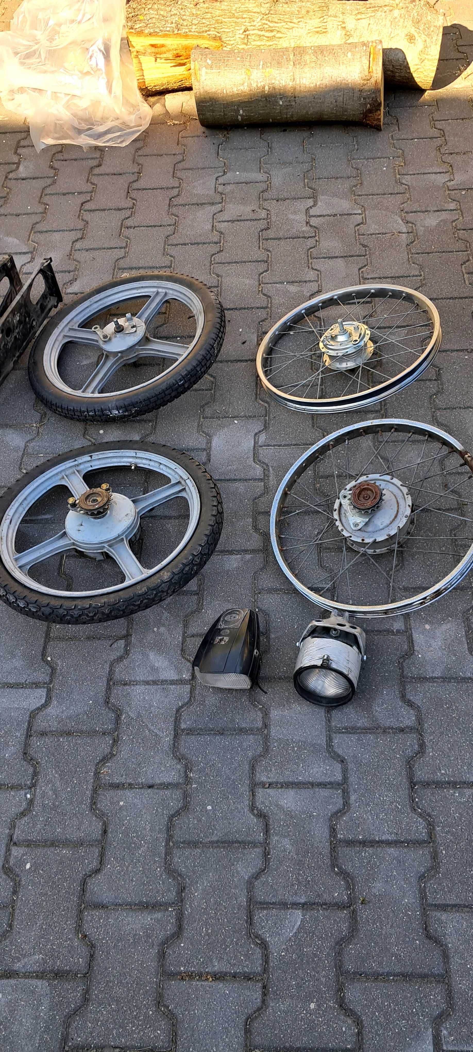 Sprzedam Piaggio CIAO + części rok 1979