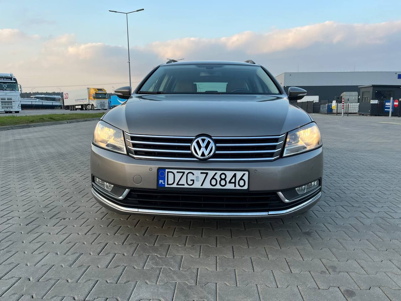 Sprzedam Volkswagen Passat 2011r