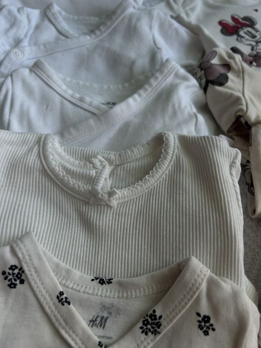 Комплект одягу для дівчинки в пологовий 56/62 розмір