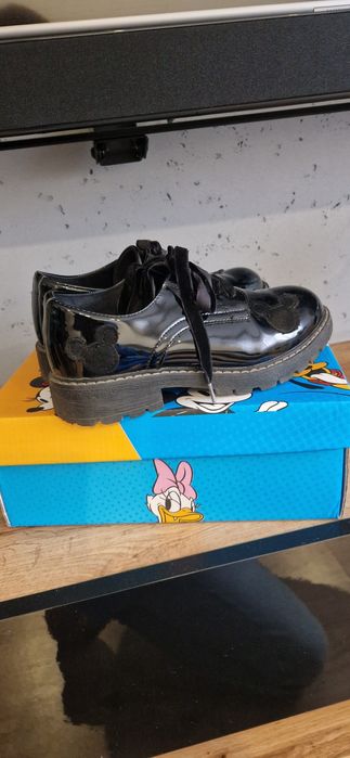 Buty dla dziewczynki czarne mokasyna rozmiar 33