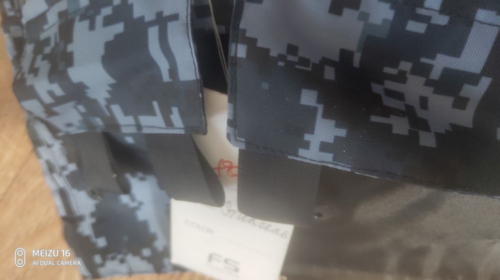 Продам дождевик на бигля