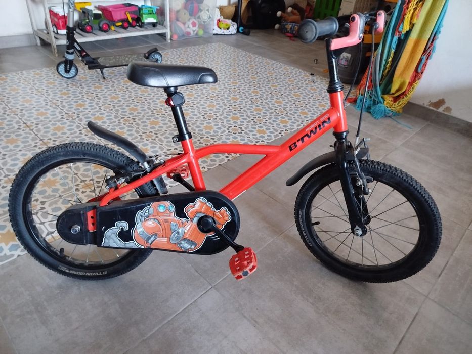 Bicicleta B'twin usada roda 18