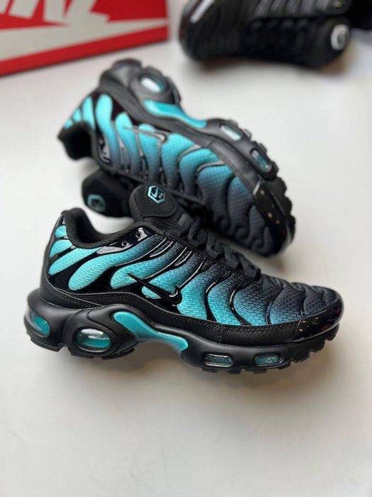Nike tn novos pretos