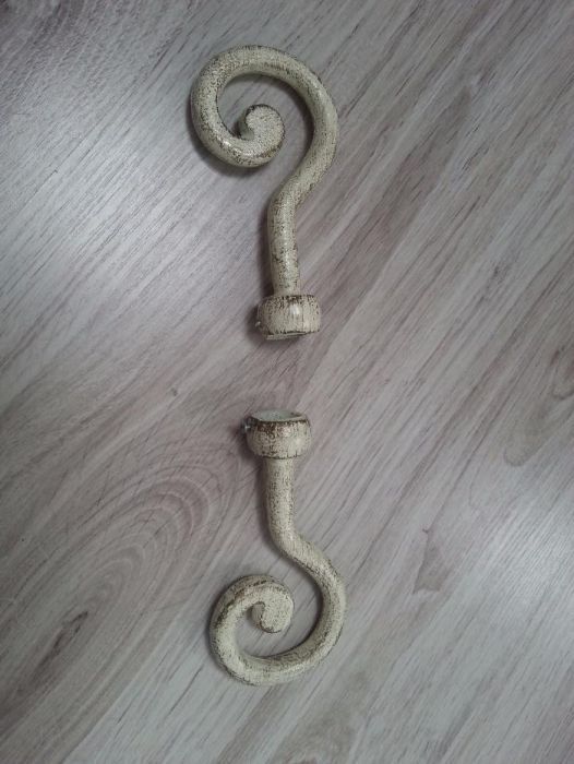 Ozdobne końcówki do karnisza, białe,ecru, przecierany