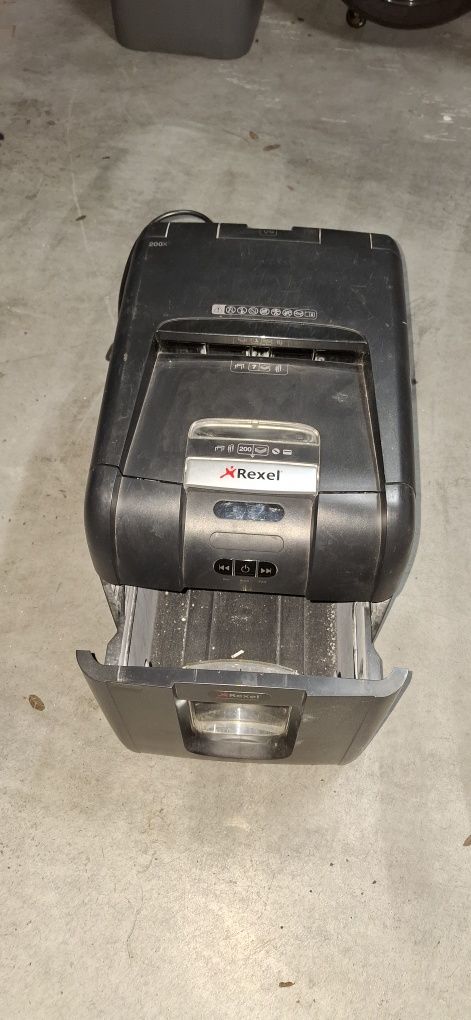 REXEL Destruidora de papel