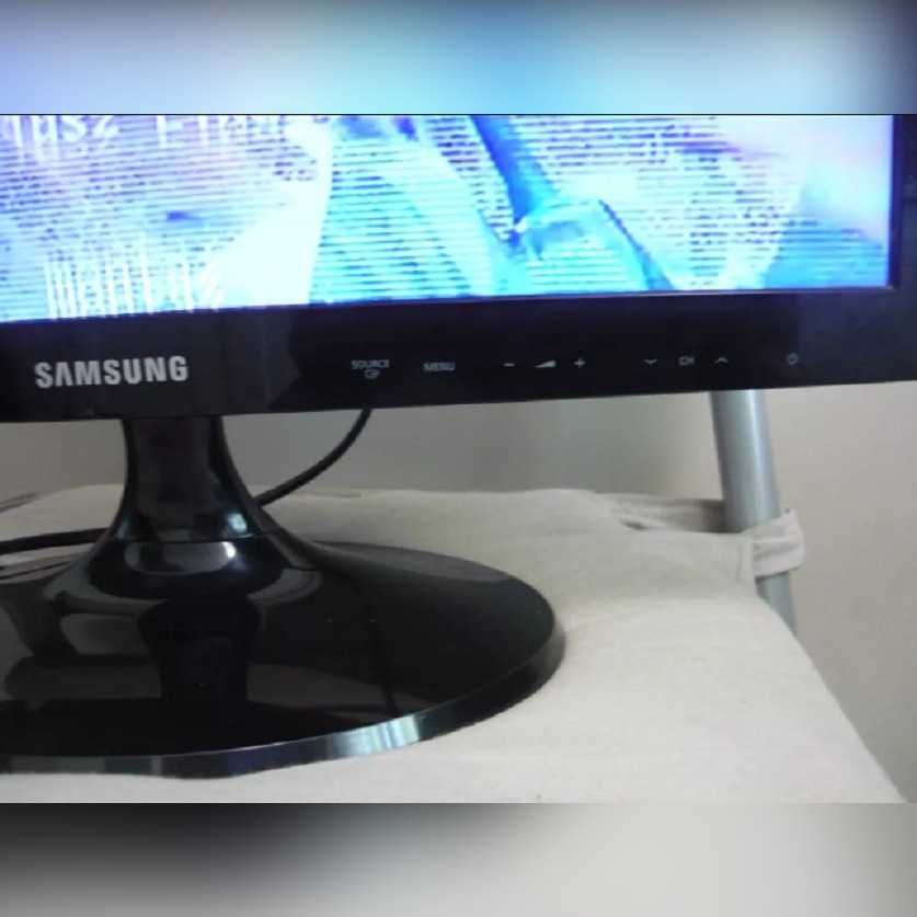 Tv Led Samsung 19 cali T19B300 Mpeg-4 Usb