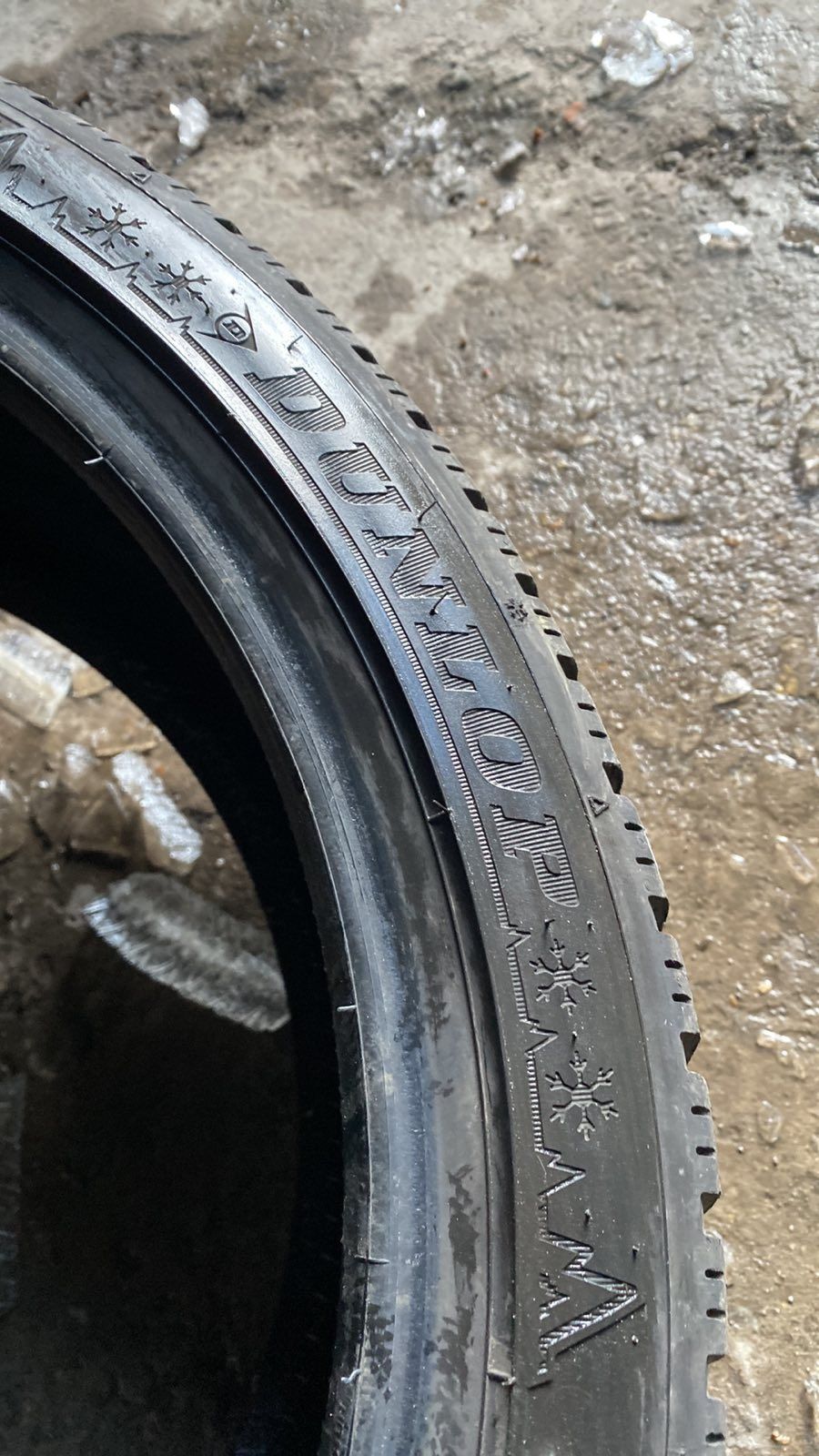 225.40.18 Dunlop 2шт зима шини резина з Европи БВ склад Харків БУ