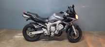 Yamaha Fazer 600