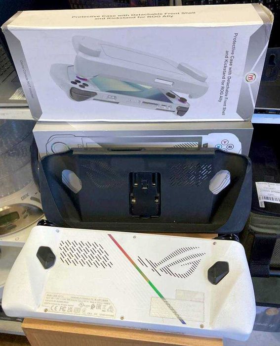 Игровая консоль ASUS ROG Ally 512 ГБ белая