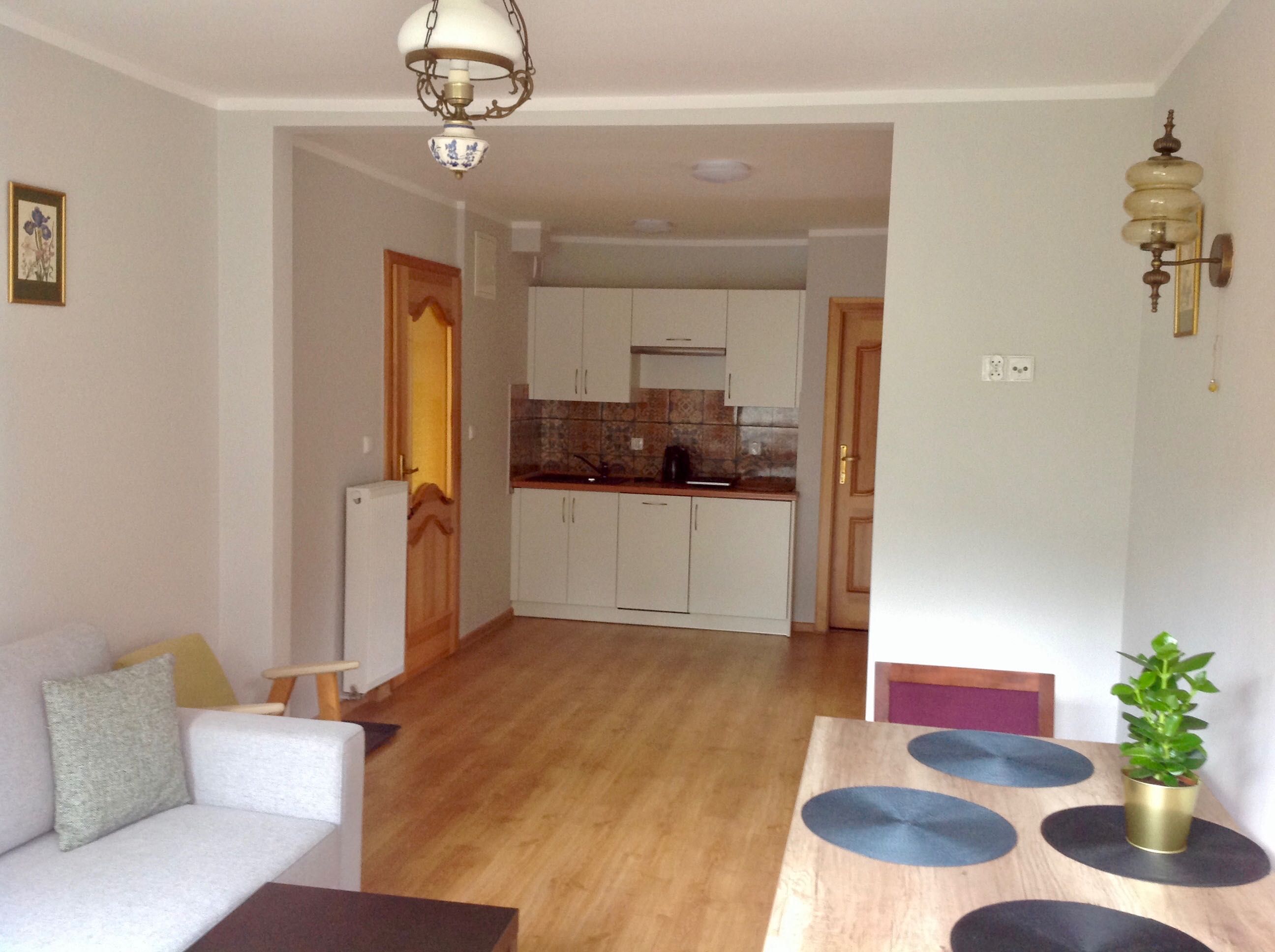 !! Noclegi Wisła - Apartament: 3-pokoje, balkon, blisko centrum !!